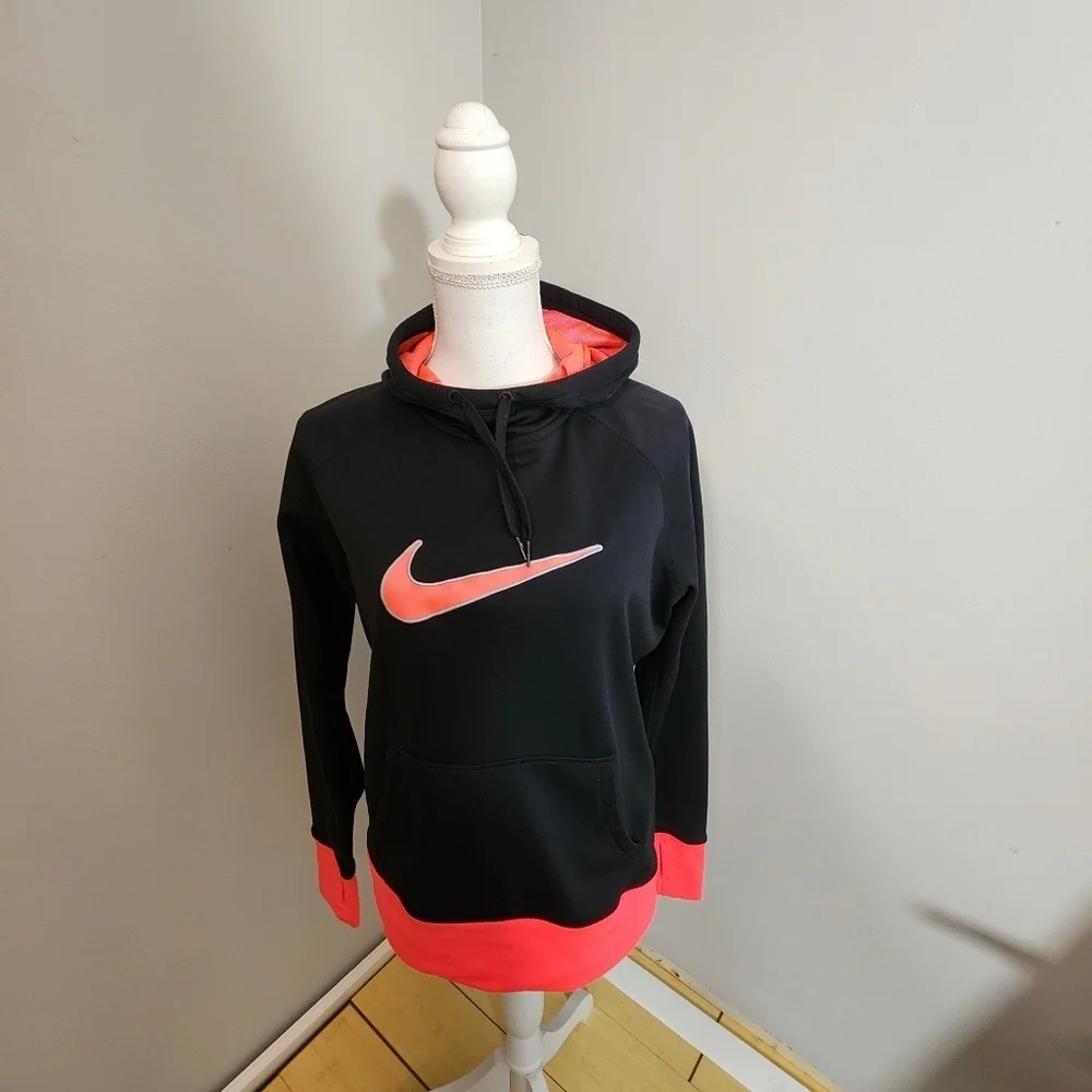 Nike Pink Hooded Thermafit Sweatshirt with Cuffed Sleeves